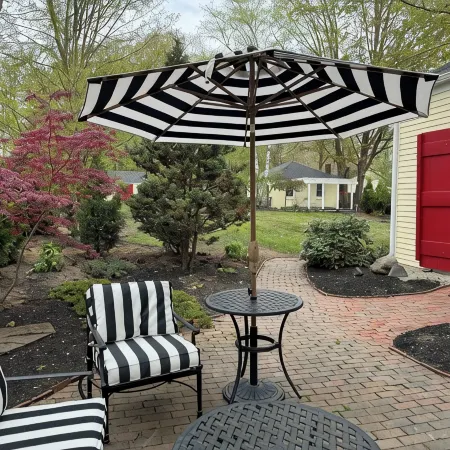 Historic Charm with modern amenities in Exeter, NH.  3 Bedrooms & Walk to town Отели в г. Эксетер