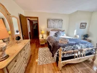 Unique Round House on Beech Mtn -Ski, Hike, Golf, Fish-Near Wineries & Parkway