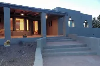 Big Sky Marfa - Quiet, Spacious Adobe with Spectacular WtX Views! - 홈스테이