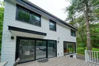 Brand New House with Huge Patio - Wi-Fi