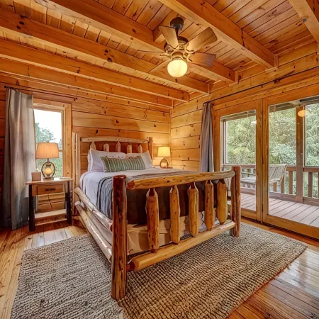 Cabin with 3 Bedrooms, Game Room, Sunrise & Mountain Views!