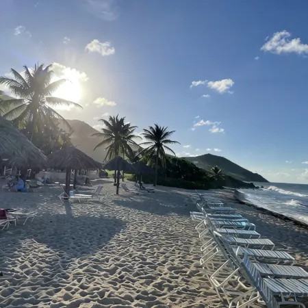 Sunset Reef: An Oceanfront 3 Bedroom Condo in Gentle Winds