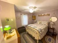 Spacious House, PERFECT Location,17 Miles to Asheville, Pets,View! - balcony