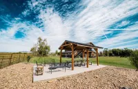 Barndominium with New indoor Gym located 8 miles from North shore of Bear Lake. - 3-Star