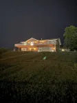 Spacious 5-Bedroom Home Blocks away from Downtown nestled in Below STURGIS Sign - Wifi