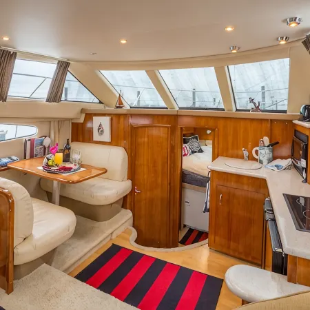 Boston Harbor Yacht,  AC/Heat, Walk to North End WiFi
