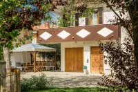 oasis of relaxation not far from the sea, parking in the inner courtyard. - 2 stelle