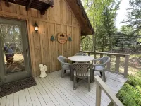 Lakefront Chalet - Badwater Lodge - Gorgeous Lake Views - 3-Star