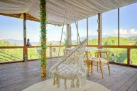 Hilltop Villa with Breathtaking Mountain Views - Sauna & Pool - Villas