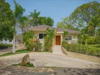 2 Bed 2 Bath Villa with Jacuzzi, High Speed Wi-Fi