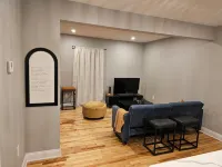 Deluxe Aparment Spacious 3-bedroom apartment with WiFi, AC in nice Elizabeth