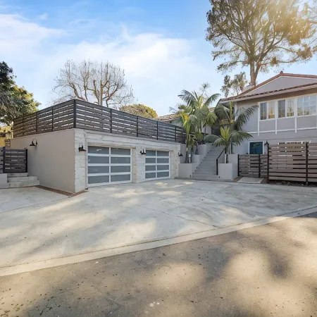 Summer in San Diego Walk to Beach, Dog Friendly, Hot Tub, Fire Pit