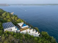 Adiwana Warnakali Resort - مسبح على السطح