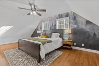 4Br Lakefront Getaway,Hot Tub,Dock - 4-Star