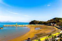 Beachblue Pension Geoje