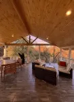 Modern Yosemite Escape – Cozy + Nature Views + EV Charger + Large Deck +Kitchen