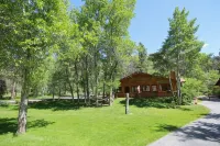 Streamside on Fall River - 3-Star