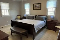 Charming 3 Bdrm Home w Mountain View, Near Wineries & Downtown - Bergblick
