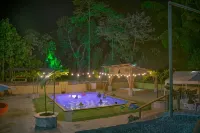 Hotel Campestre Lagos de Venecia - Chalet, Glamping, Camping y Overlanding - Pools