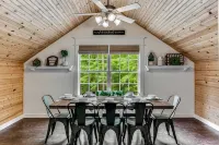 Wow!! Family Friendly Getaway:Hot Tub, Fire Pit, Nature, Wine & Weddings - 3-Star