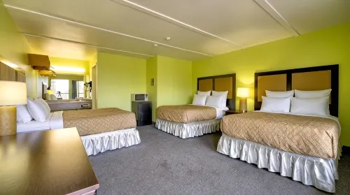 6032 Persepolis Inn