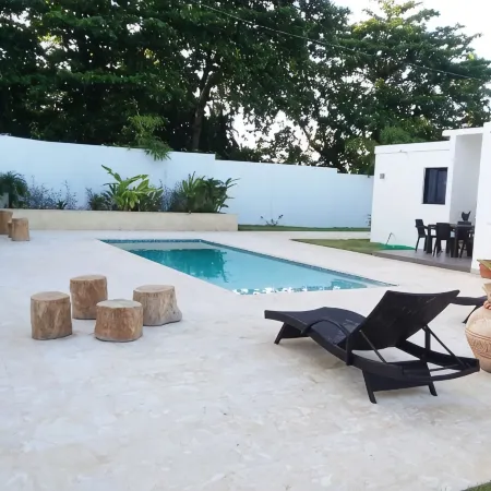 Villa Blanc $$ Last Minute Deal  No Deposit/Cleaning Feesinverter Backup