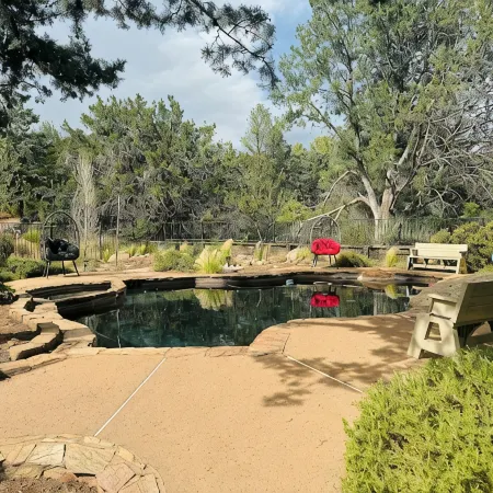Serene yoga retreat with private heated pool! Just minutes from hiking!