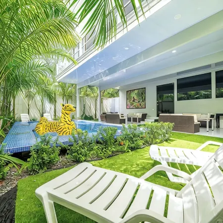 18 Bedroom PRIVATE HOME Jaco Beach, 5-Year of Excellence, VIP Concierge Services