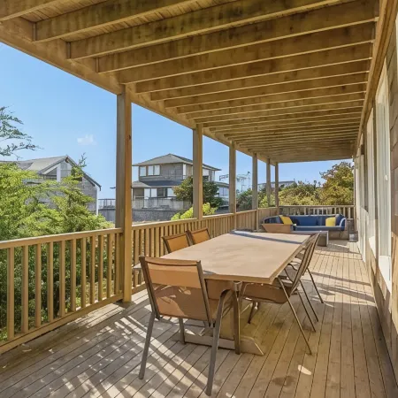 Gatsby’s Main Level. Ocean Bay Park. Heated Saltwater Pool + Hot Tub. Sleeps 14