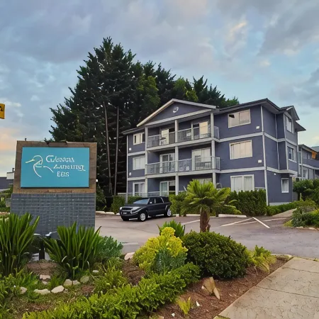 Gibsons Landing Inn
