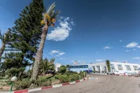 El Mouradi Club Selima - parking