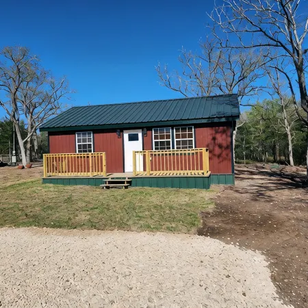 Possum Run Cabin Comfortably Sleeps 6 People
