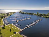 Little Bay De Noc Inn ~ Downtown Escanaba Hotels in Escanaba