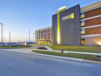 Home2 Suites by Hilton - Kansas City Airport Hotels in May