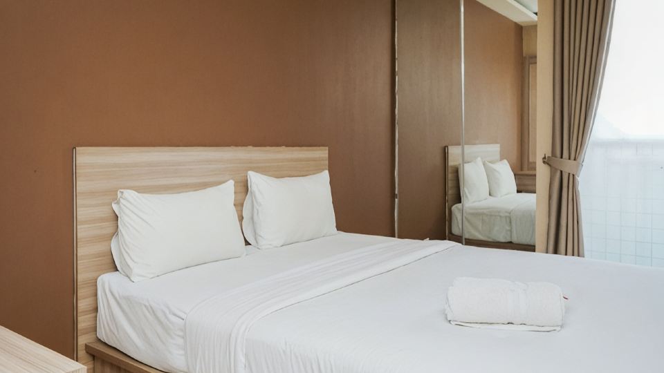 Modern and Relax Studio Room at Serpong Greenview Apartment by Travelio