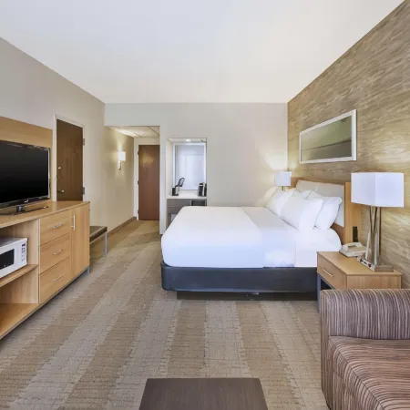 DoubleTree by Hilton Rapid City Downtown Convention Center