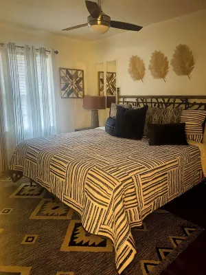 Bohemian Dream near Downtown - Homestays