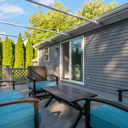 Near Newport, Beaches, Golf & Navy Base