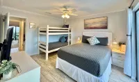 August Deals! Oceanfront Luxury Townhouse in Best Location! Kayak Pools & Bikes! - 3-Star
