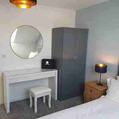 Blue Bay Villa in Trearddur Anglesey Rooms