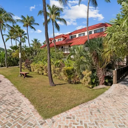 Caribbean Jewel-Newly Furnished C209 Hotels in Frydendal
