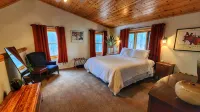WhereGroupsGather:Sleeps10•HotTub•FirePit•GameYard - 무료 와이파이