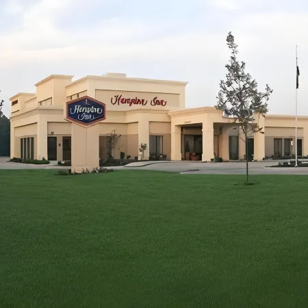 Hampton Inn Clinton