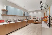 Staybridge Suites Miramar Beach - Sandestin Area by IHG - breakfast