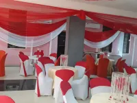 Golphin's Suites Hotels in Awka