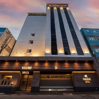 โรงแรมฮาวด์โฮเทลซาซัง โรงแรมใกล้สนามบินนานาชาติกิมแฮ