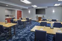 Courtyard Detroit Livonia - Parking
