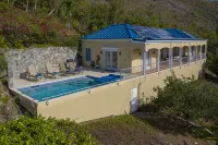 Miles Away, 2 BR 2.5 BA. The perfect private getaway for couples or families! - Villa