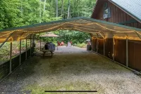 Falls Escape - Firepit, Starlink WiFi, Pets Welcome, Near Trails & Attractions - 2 estrellas