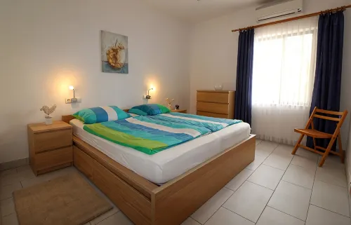 Great quiet vacation home for 4 people with private pool and large garden - Wi-Fi